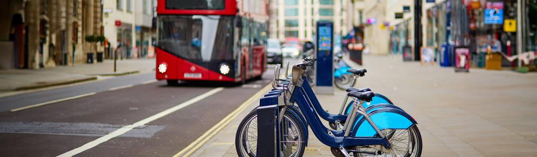 Essential guide to UK public transport for international students
