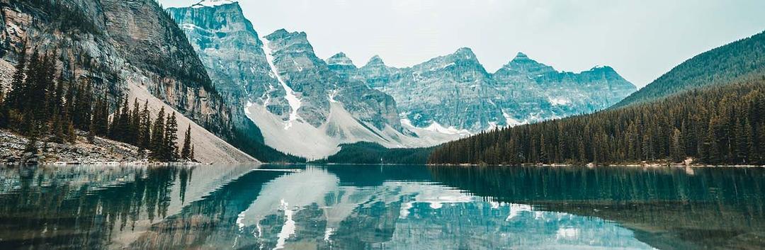 A view of mountain in Canada